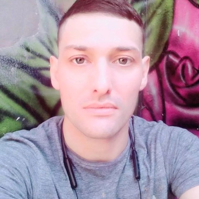 Həbsxana müdirinin məhkum qadınla eşq macərası üzə çıxdı- FOTO